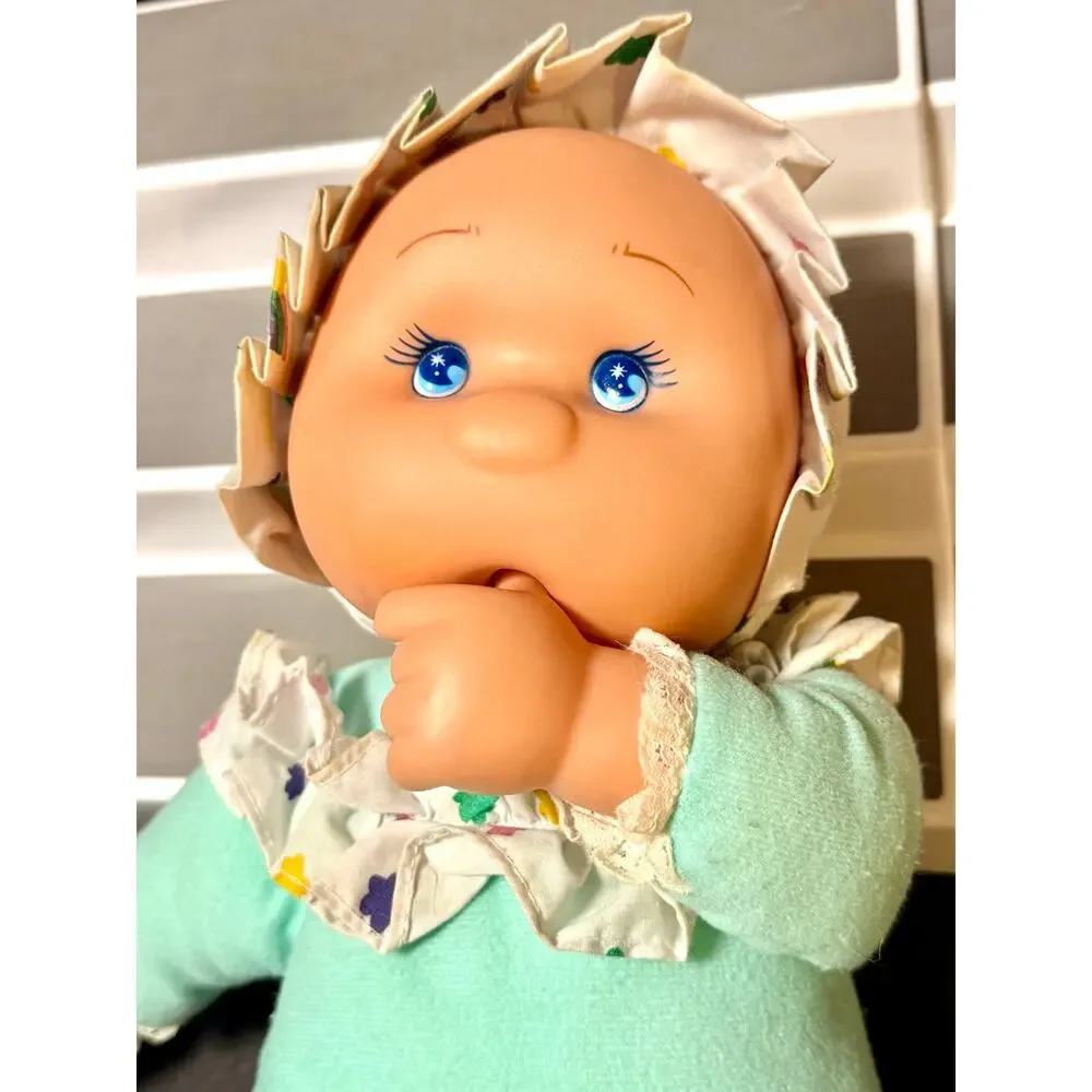 1998 Goldberger Lollipalooza baby doll soft body rubber face bonnet blue starry